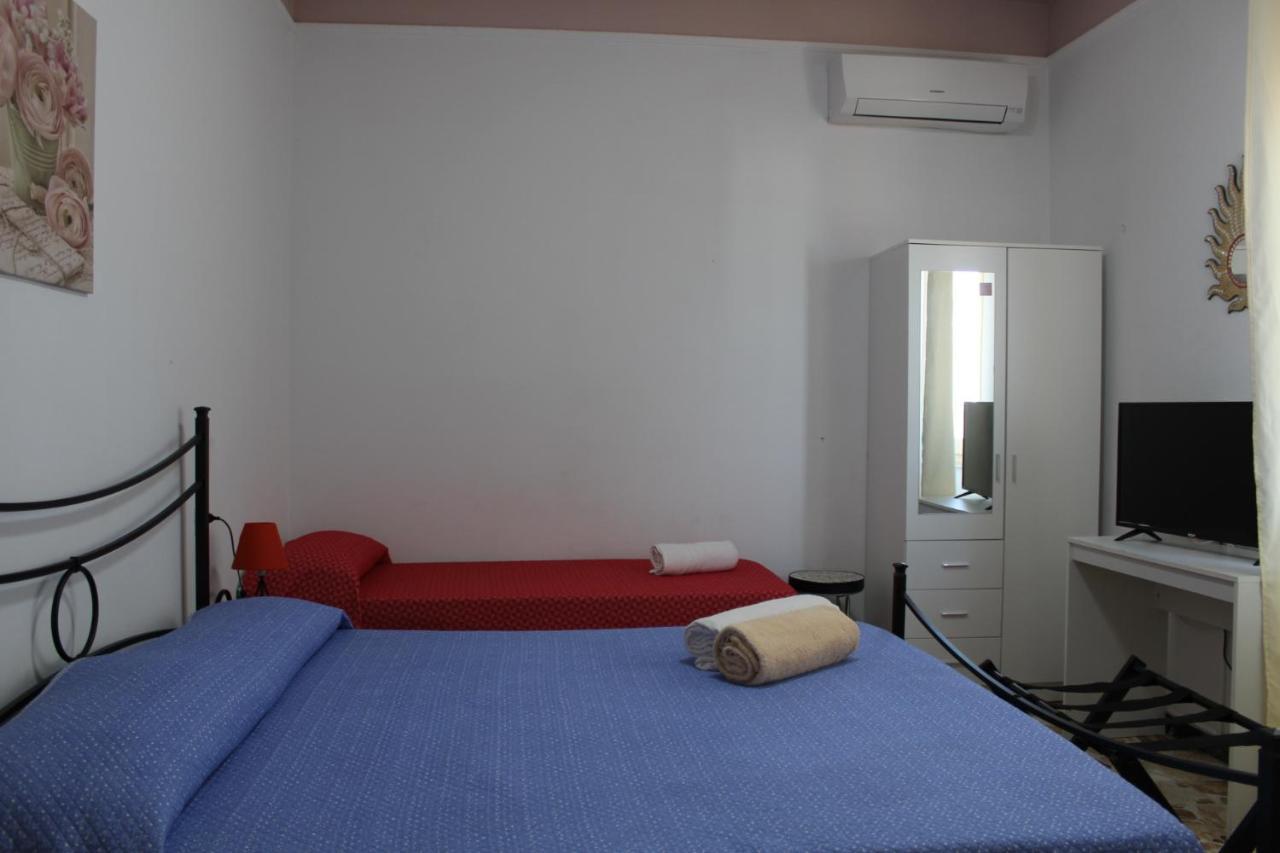 Alghero Budget Bagian luar foto