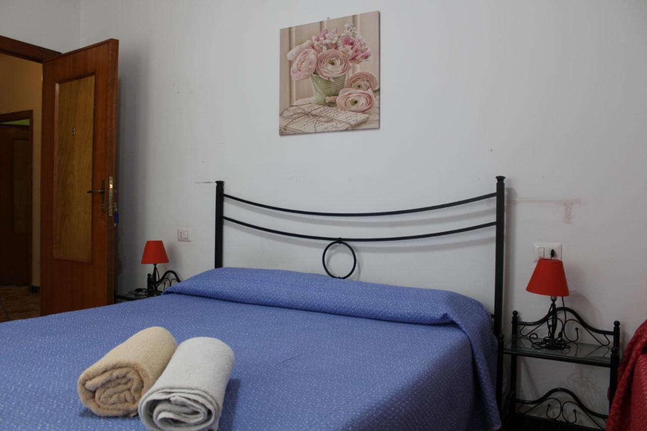 Alghero Budget Bagian luar foto
